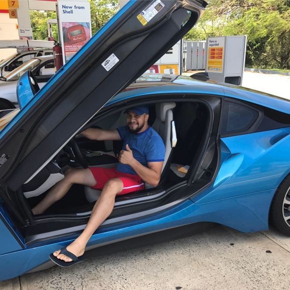 Meet your Posher, Anibal - Picture 1 of 1